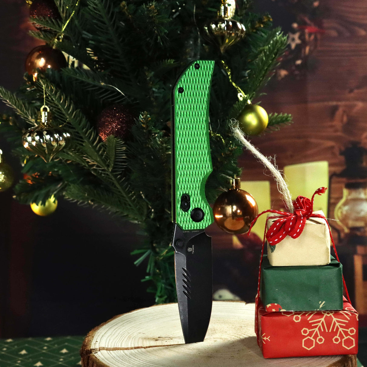 Tenable Eaglestrike Cross Bar Lock Folding Knife Green Anodized Aluminum with Diamond Pattern Handle (3.73'' Blackwash Nitro-V Blade) James Lowe Design-T1095V3