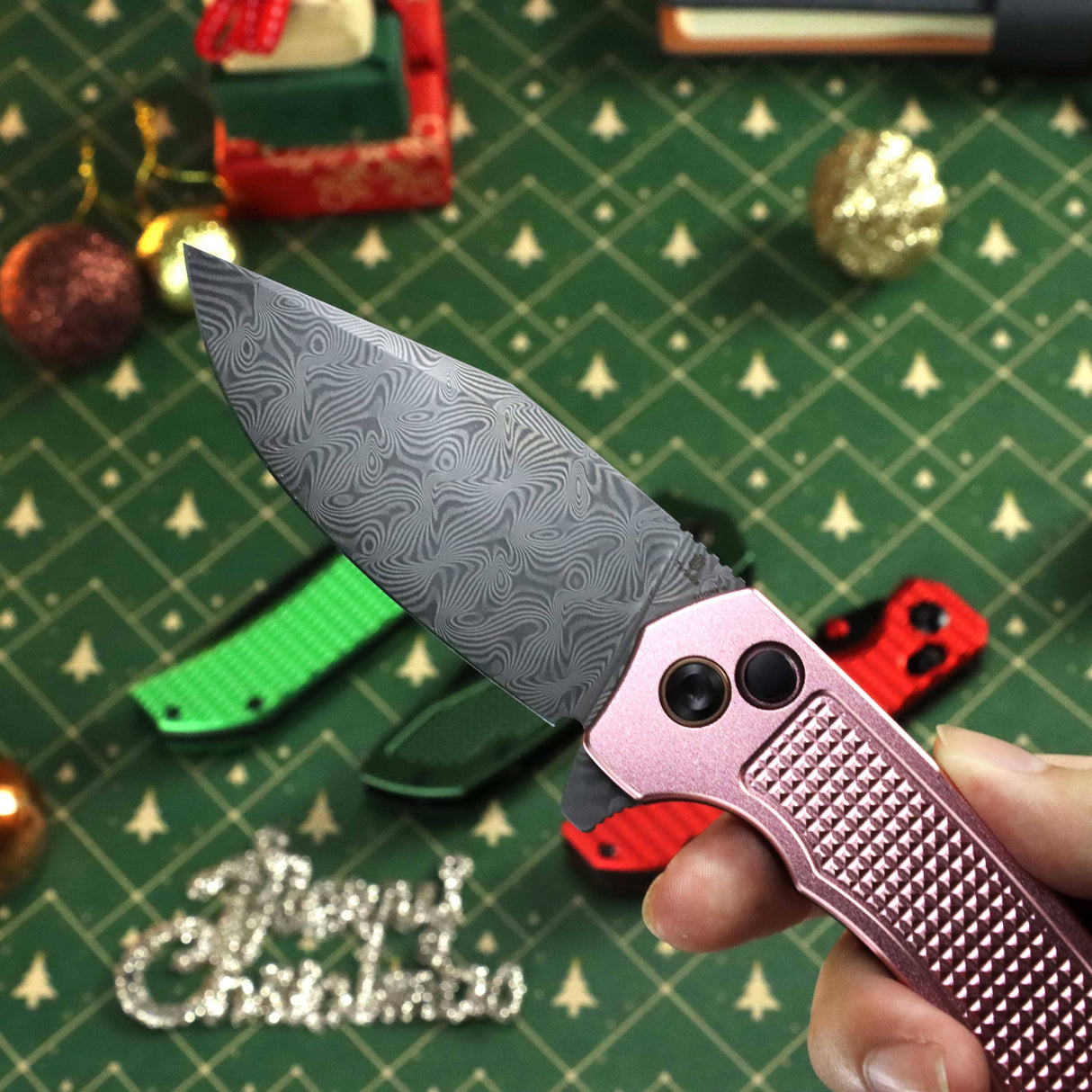 Christmas | Tenable Entity - Button Lock - 3.52'' Water Ripple Damascus - Rose Gold Aluminum with Checkered Texture -Nalu Knives Design - B1036F4