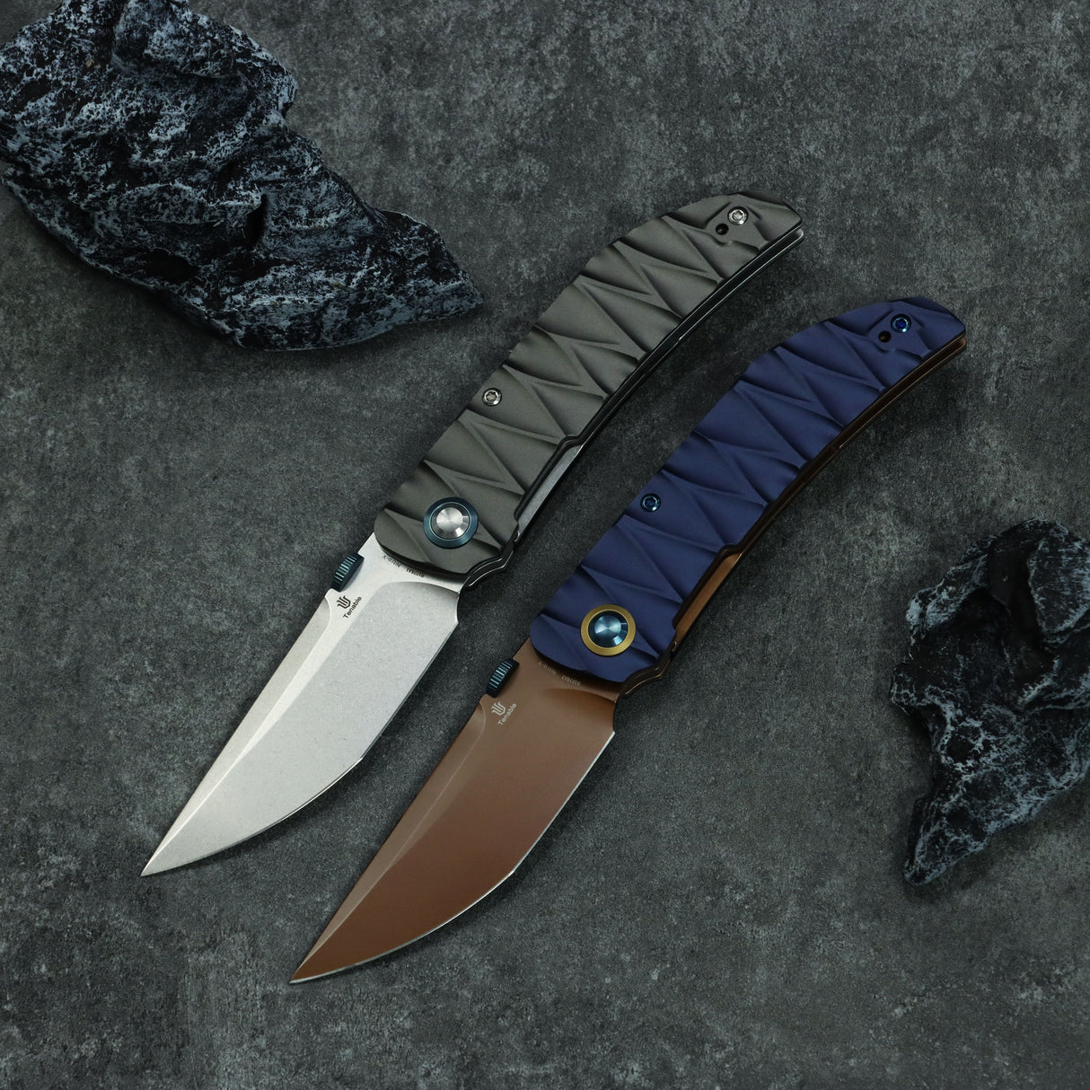 Tenable Tarkin Liner Knife | 3.4" Stonewashed Nitro-V Blade | Gray Aluminum with Faceted Wave Texture Handle | Matthew Christensen Design | B1078A1
