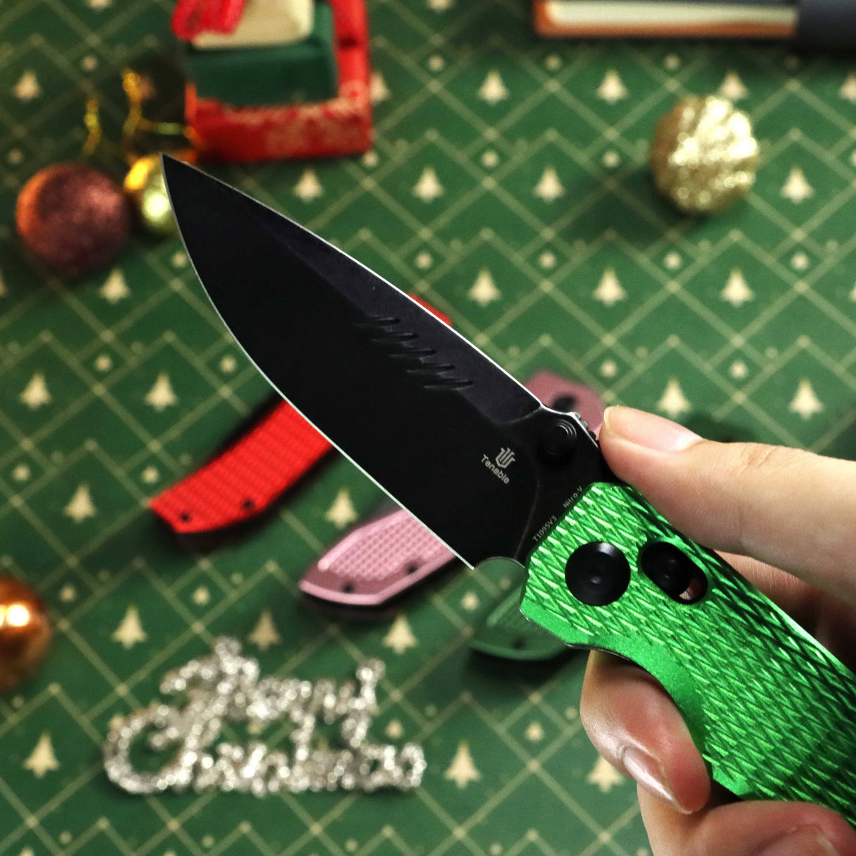 Tenable Eaglestrike Cross Bar Lock Folding Knife Green Anodized Aluminum with Diamond Pattern Handle (3.73'' Blackwash Nitro-V Blade) James Lowe Design-T1095V3